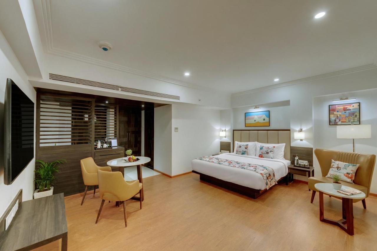 The Fern Residency Turbhe Navi Mumbai Exterior foto